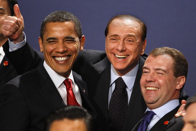 老貝辭職意大利前景仍堪憂 關鍵投票前不忘風流