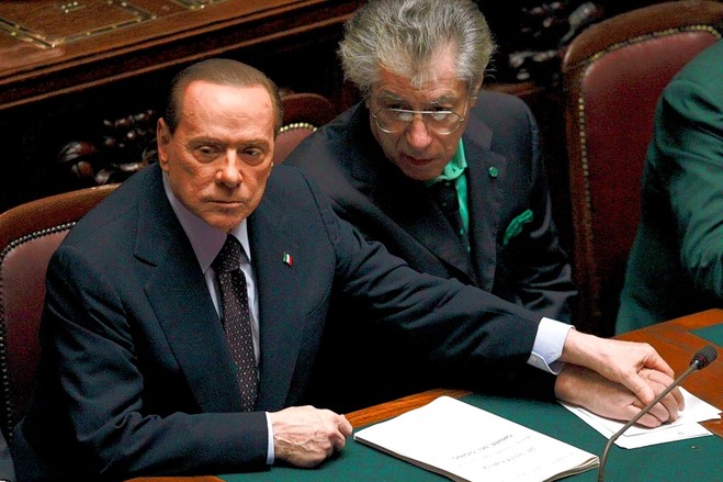 老貝辭職意大利前景仍堪憂 關鍵投票前不忘風流