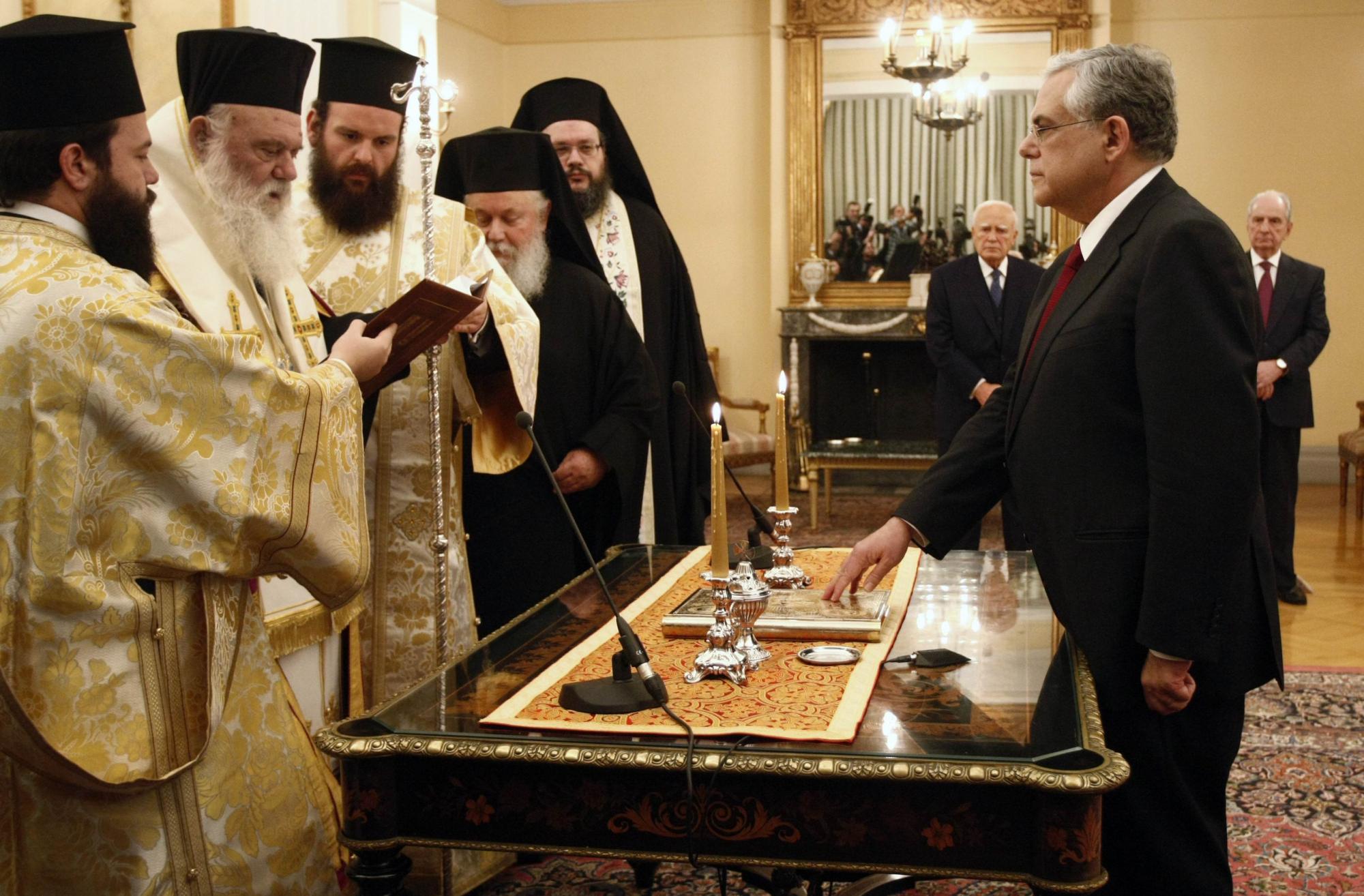 三黨聯合希臘新政府宣誓就職 執政前景不樂觀