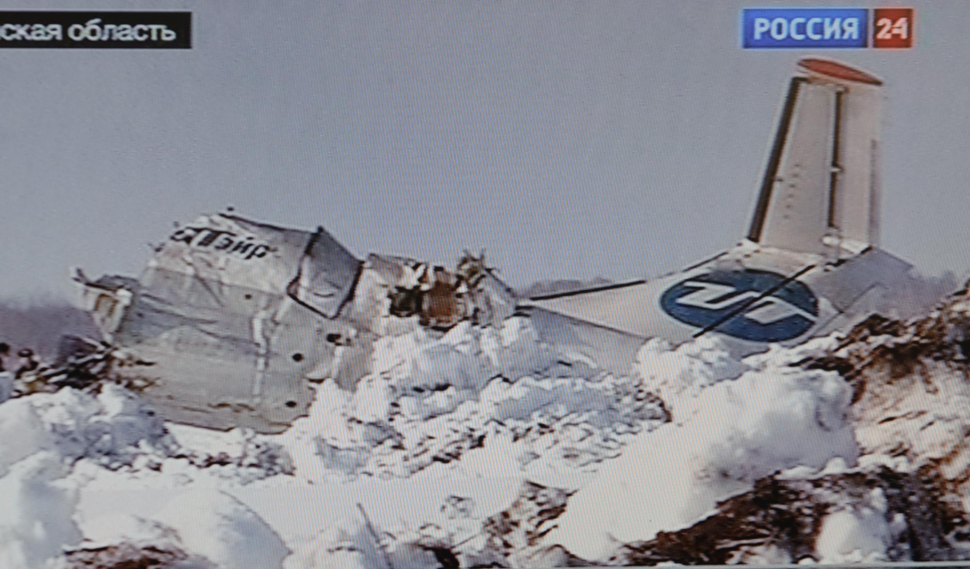 俄羅斯載43人客機(jī)起飛后不久墜毀 31人死亡12人生還