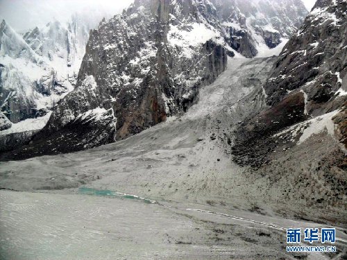 巴基斯坦軍方公布雪崩事故現場照片