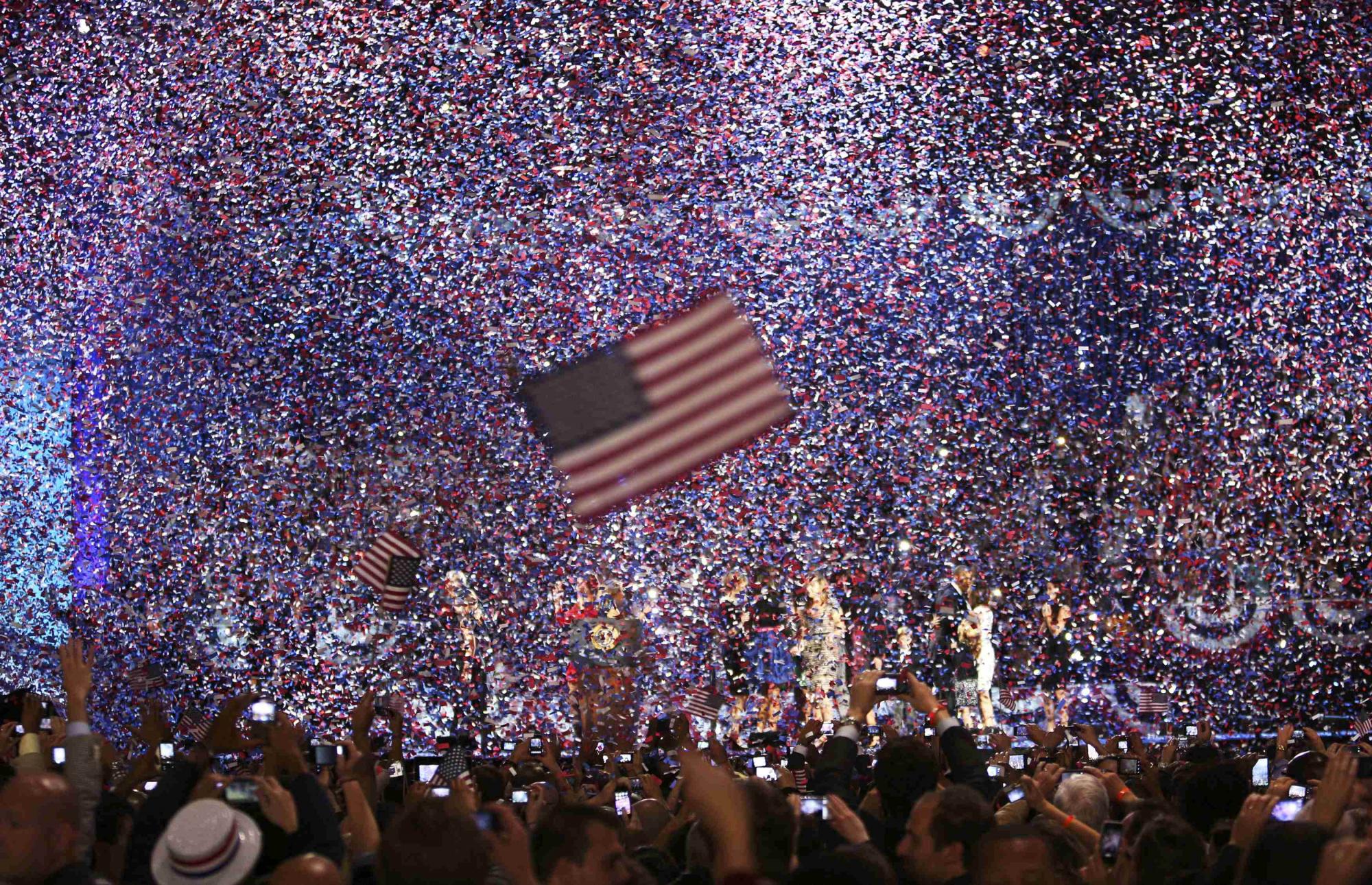 奧巴馬連任發推文“又是四年” 羅姆尼道喜承認失敗