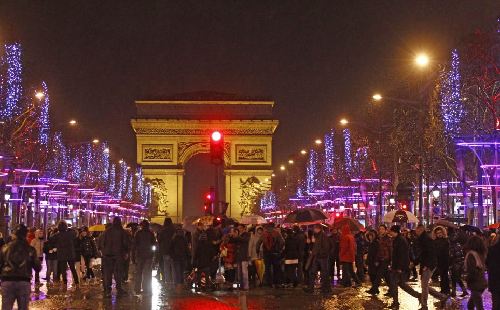 悉尼炫彩焰火、時代廣場倒計時 世界各地喜迎新年