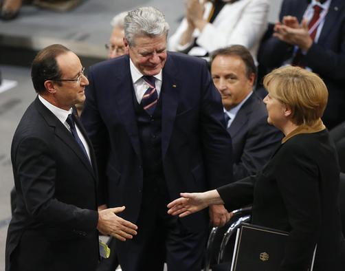 圖:德法兩國慶“金婚” 默克爾奧朗德“秀恩愛”