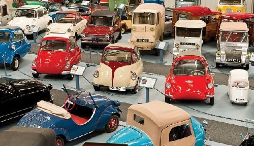 最大微型車拍賣會 200輛小車價值逾千萬美元