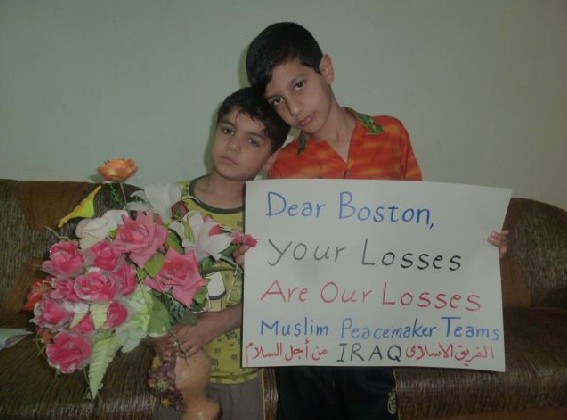 FBI否認鎖定波士頓爆炸嫌犯 伊拉克兒童哀悼