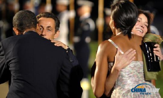 一年內(nèi)贈奧巴馬禮物超4萬美元 薩科齊再度奢名遠(yuǎn)揚(yáng)