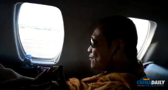 乘私人飛機、用名牌包 泰國和尚奢侈行為挨批