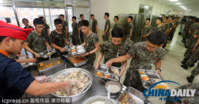 美味大補超幸福！韓國陸軍訓(xùn)練食譜加入鮑魚參雞湯
