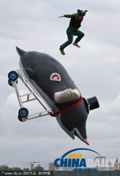 莫斯科人力飛行大賽 “大黃鴨”驚艷亮相（組圖）