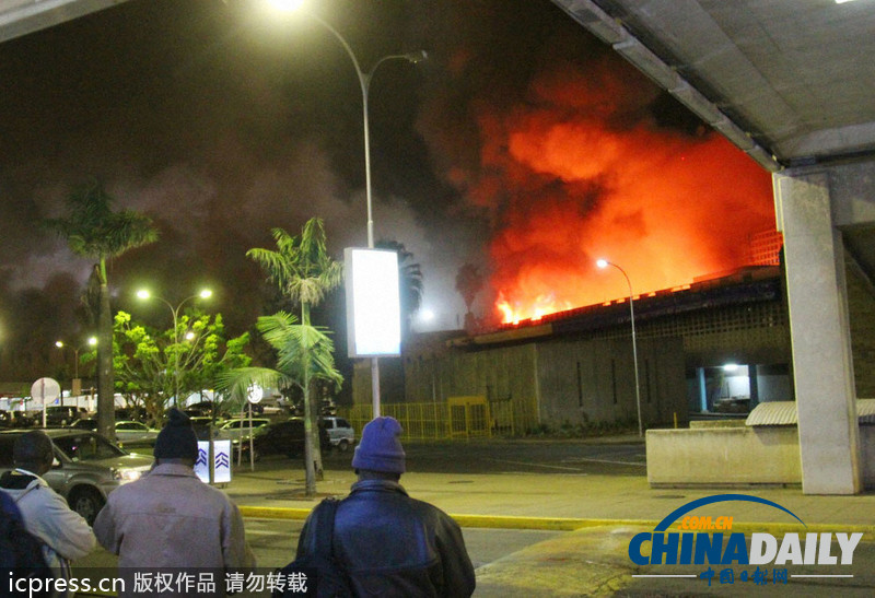 肯尼亞首都機場因大火關閉 傷亡情況不明（組圖）