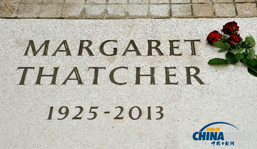 英國:撒切爾夫人骨灰安葬儀式舉行