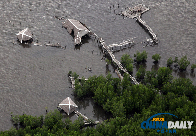菲律賓災區眾生相 在災難中仍堅守希望