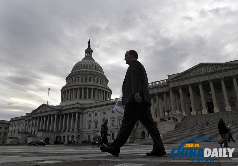 美參議院投票通過議案結(jié)束聯(lián)邦政府關(guān)門