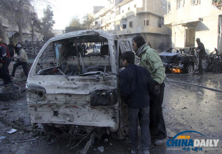 敘城市阿勒頗連遭8天空襲 已致300余人死亡