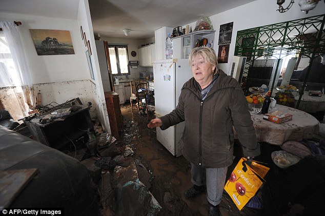 法國南部暴雨引發洪災 2人死亡數千人受影響