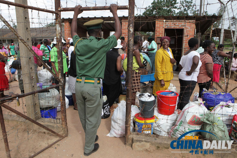 津巴布韋總統釋放2000名囚犯 緩解監獄人滿為患