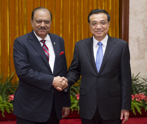 李克強在人民大會堂會見巴基斯坦總統侯賽因