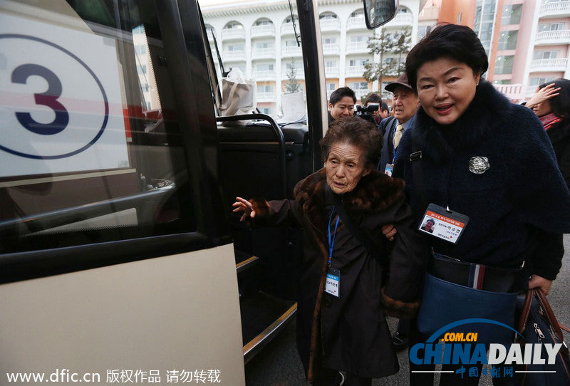 朝韓離散家屬團聚活動今日啟動 家屬團從束草出發