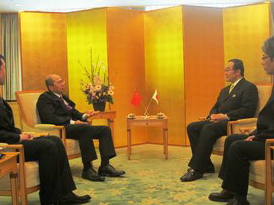 駐大阪總領事劉毅仁赴德島拜會當地政府和議會(組圖)