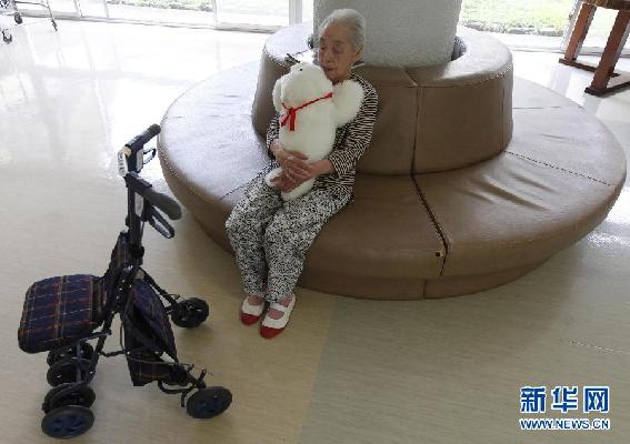 日本推出災后治愈系機器小海豹 憨厚可愛撫慰人心