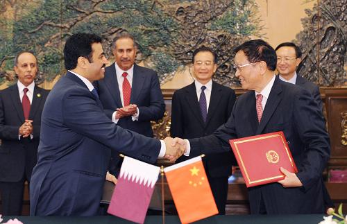 溫家寶會(huì)見卡塔爾首相