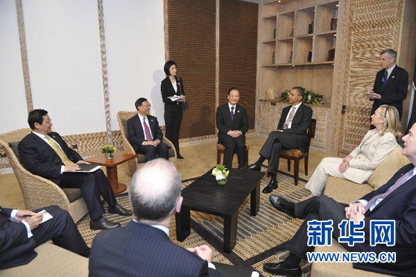 溫家寶會(huì)見(jiàn)美國(guó)總統(tǒng)奧巴馬