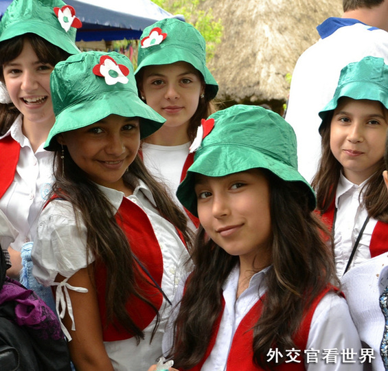 調皮的小妮（優秀獎）