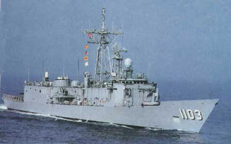 臺(tái)灣戰(zhàn)艦出師不利 在帕勞群島尷尬觸礁拋錨