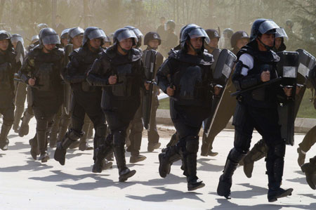 貴陽舉行反恐演練 提高應付突發事件能力