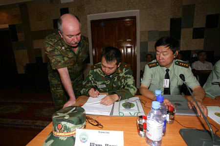 中哈聯合反恐演習第一階段實兵演練開始