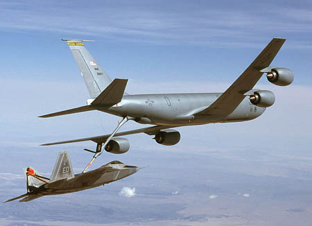 力爭快速反應(yīng) 美軍花千億更新加油機(jī)群