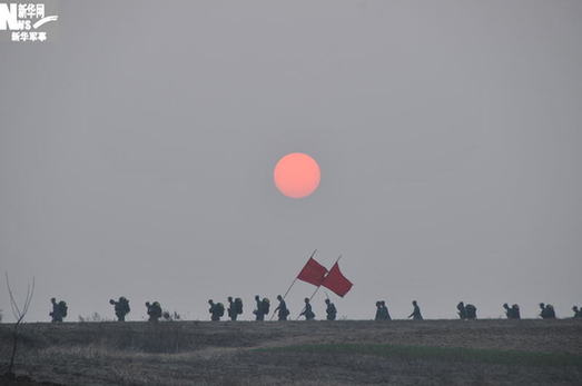 濟南軍區某裝甲旅冬季野營演練16種戰術