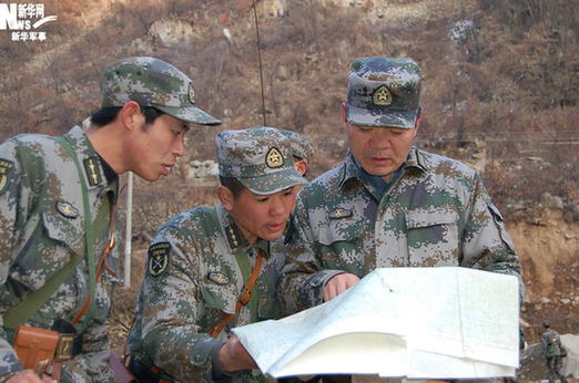 濟南軍區某裝甲旅冬季野營演練16種戰術