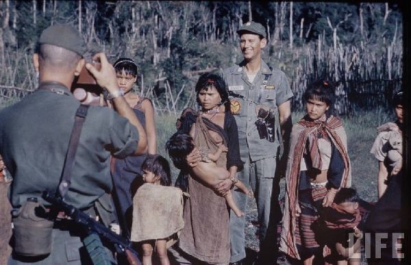 美國記者曝光1962年拍攝的越戰照片[組圖]