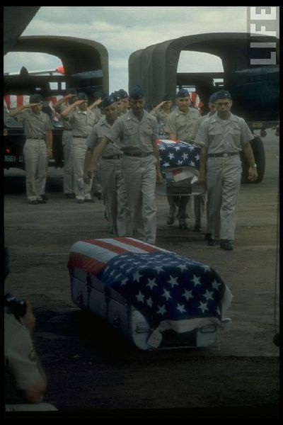 美國記者曝光1962年拍攝的越戰照片[組圖]