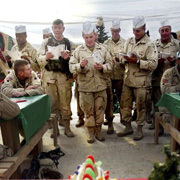 外國軍人如何過節(jié)？