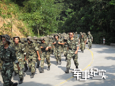 現實版老A 解密中國反恐精英訓練