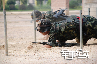 現實版老A 解密中國反恐精英訓練