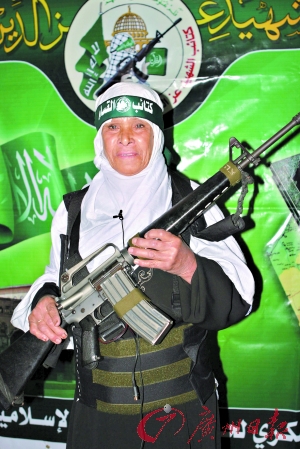 英美警告：“基地”密謀新攻勢訓練西式“女人彈”