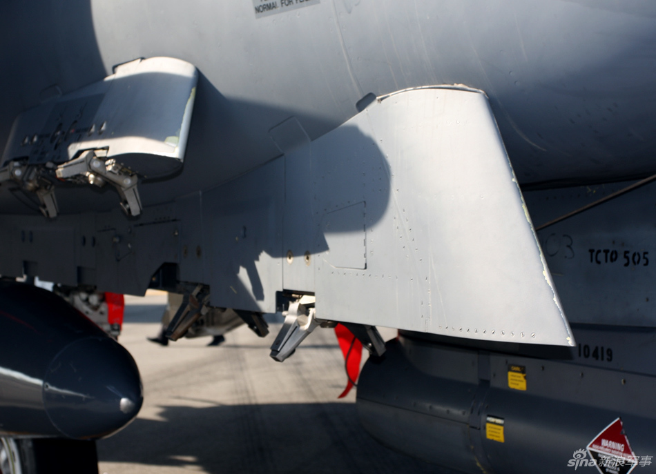 美國空軍展示兩架F-15E攻擊鷹戰(zhàn)斗轟炸機