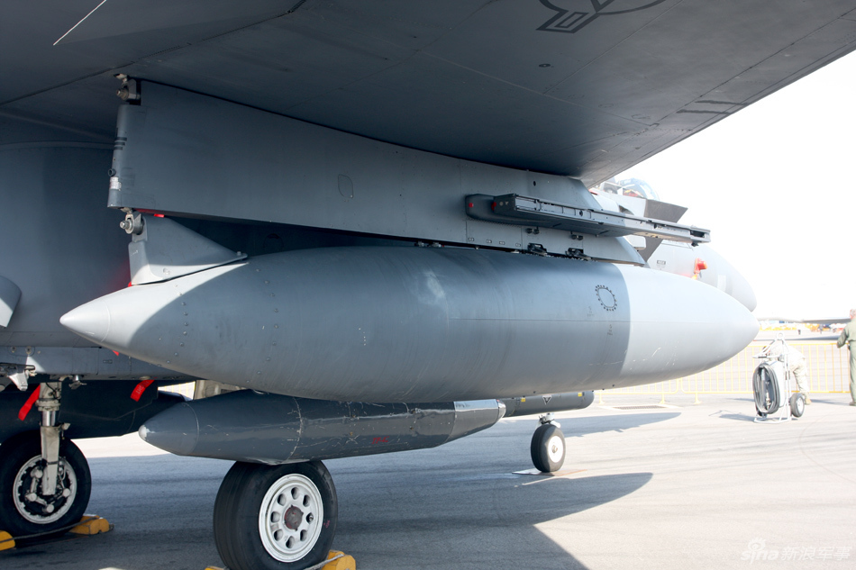 美國空軍展示兩架F-15E攻擊鷹戰(zhàn)斗轟炸機(jī)