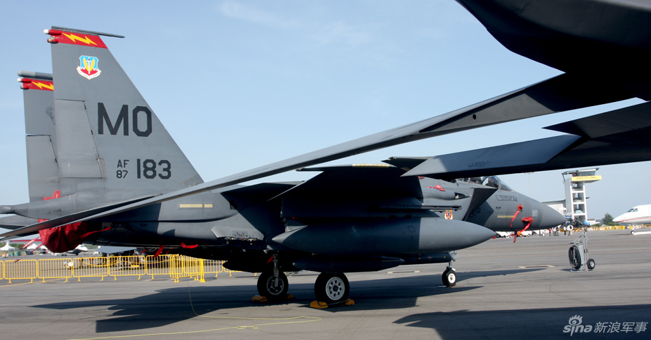 美國空軍展示兩架F－15E攻擊鷹戰斗轟炸機