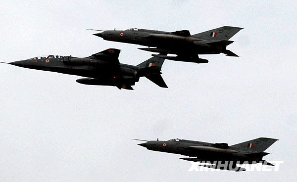 印度空軍舉行大規(guī)模演習(xí)