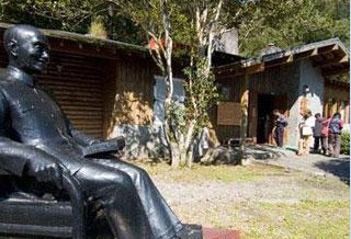 特色游:跟“蔣介石”逛臺灣