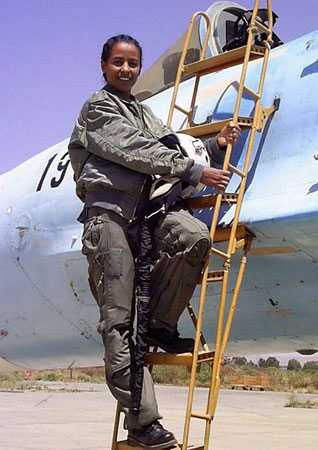 世界各國女兵如何度過“地獄訓練”