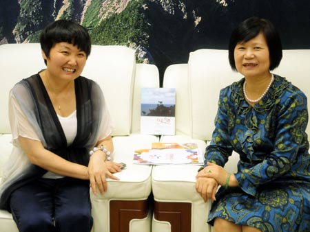 大陸記者出書(shū)記錄臺(tái)灣生活點(diǎn)滴 贊商家誠(chéng)信周到