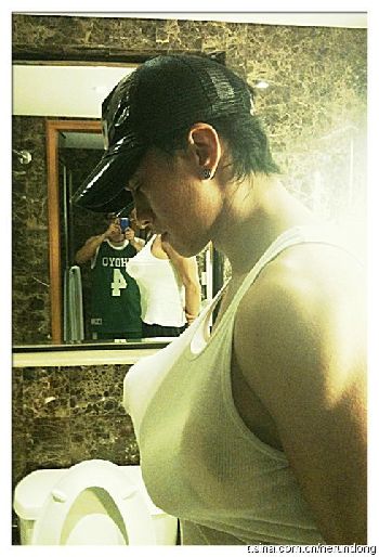 何潤東愿賭服輸 變身辣妹