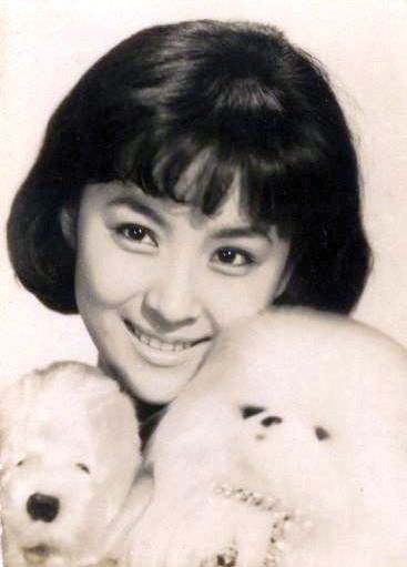 瓊瑤劇動(dòng)人女主角的舊貌新顏(組圖)