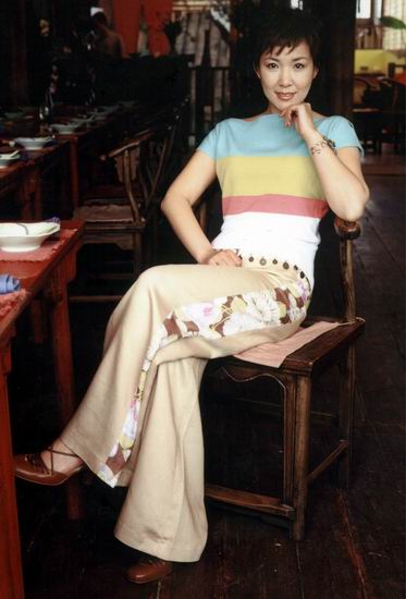 才情勝美貌 盤點五大“玉女變才女”